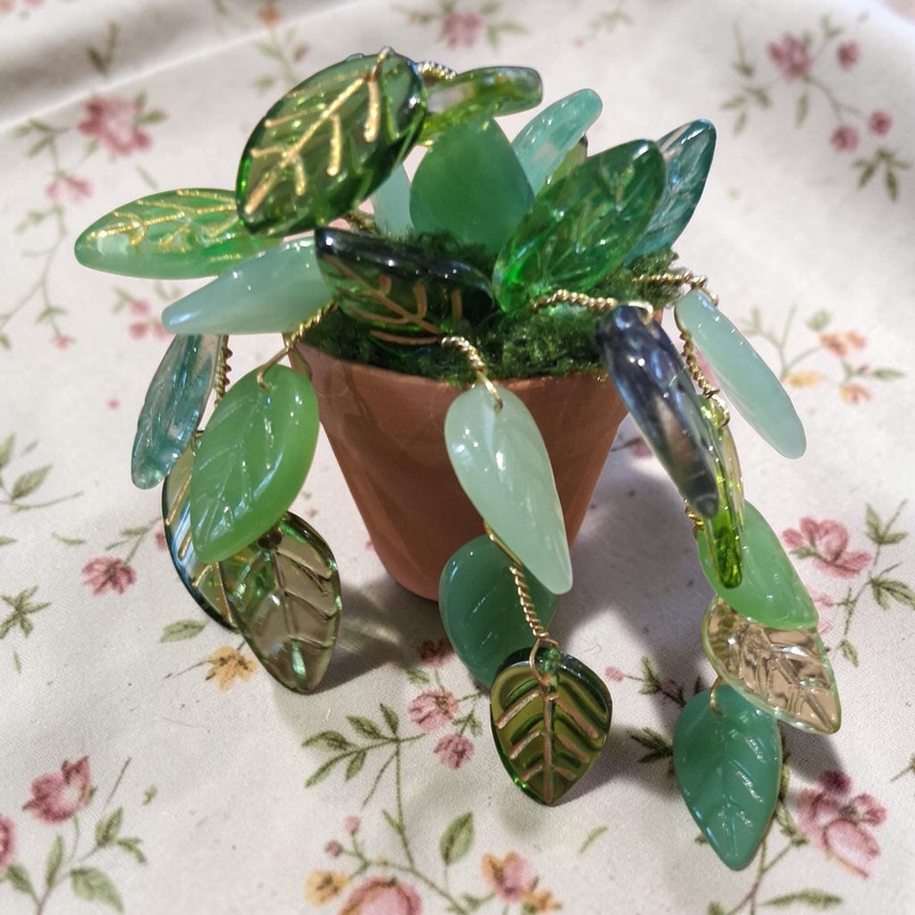 Mini Beaded Plant Fridge Magnet, Faux Plant Kitchen Decor, Handmade Magnet, Cute leaf Plant Gift, No Maintenance Plant