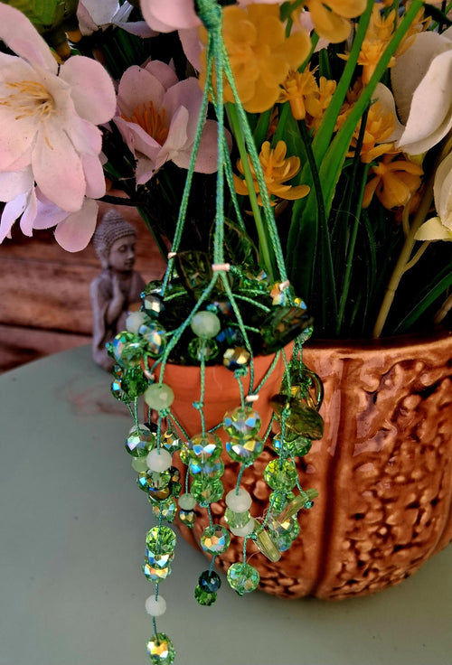 Beaded Hanging Plant Fridge Magnet, Faux Vine Magnet with Hook, Handmade Forever Plant, Boho Kitchen Decor, Green Crystal Plant Gift
