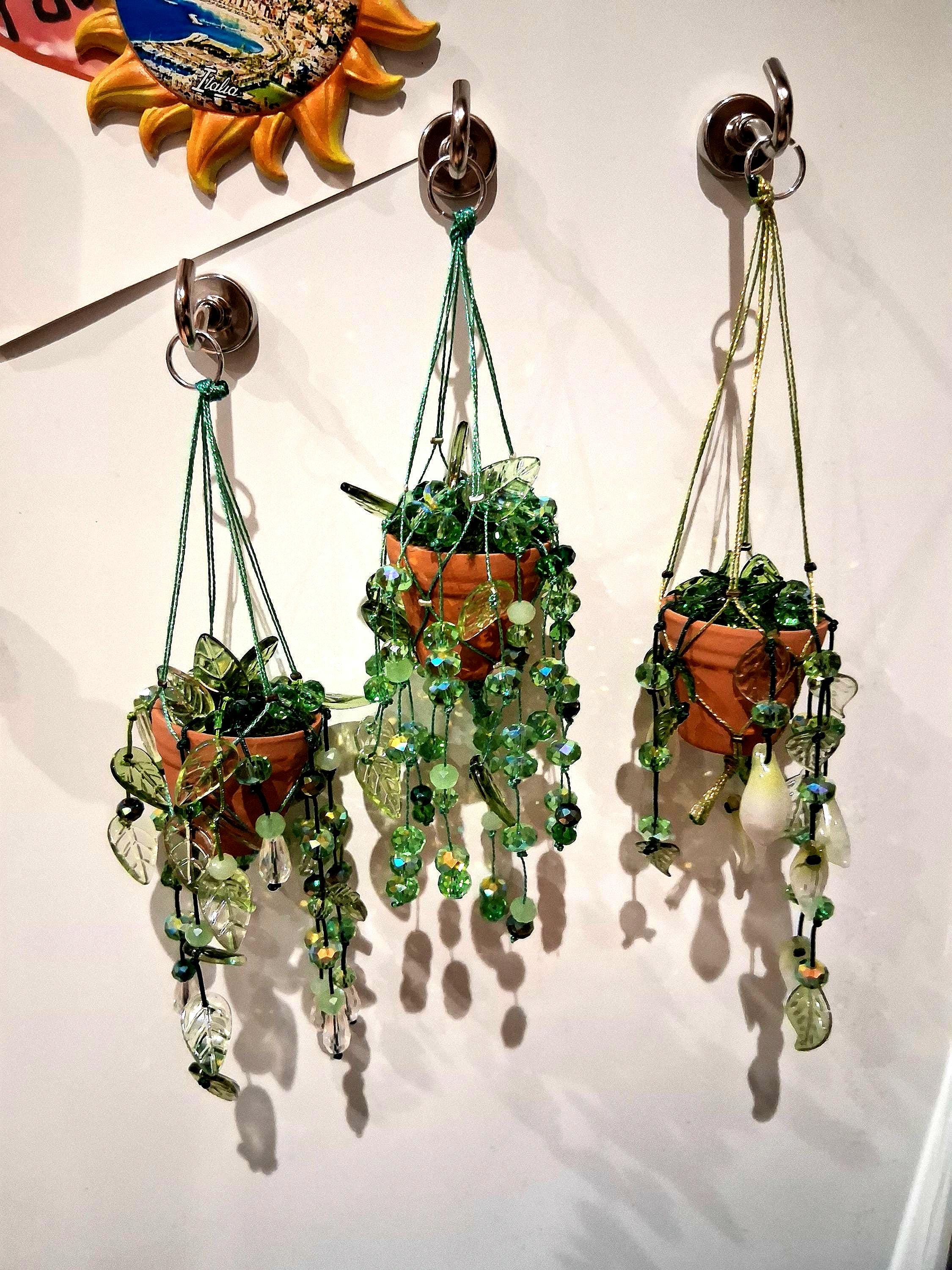 Beaded Hanging Plant Fridge Magnet, Faux Vine Magnet with Hook, Handmade Forever Plant, Boho Kitchen Decor, Green Crystal Plant Gift