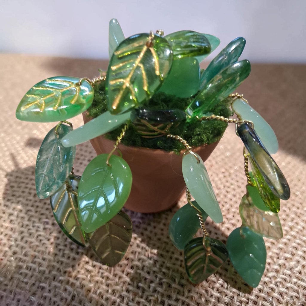 Mini Beaded Plant Fridge Magnet, Faux Plant Kitchen Decor, Handmade Magnet, Cute leaf Plant Gift, No Maintenance Plant