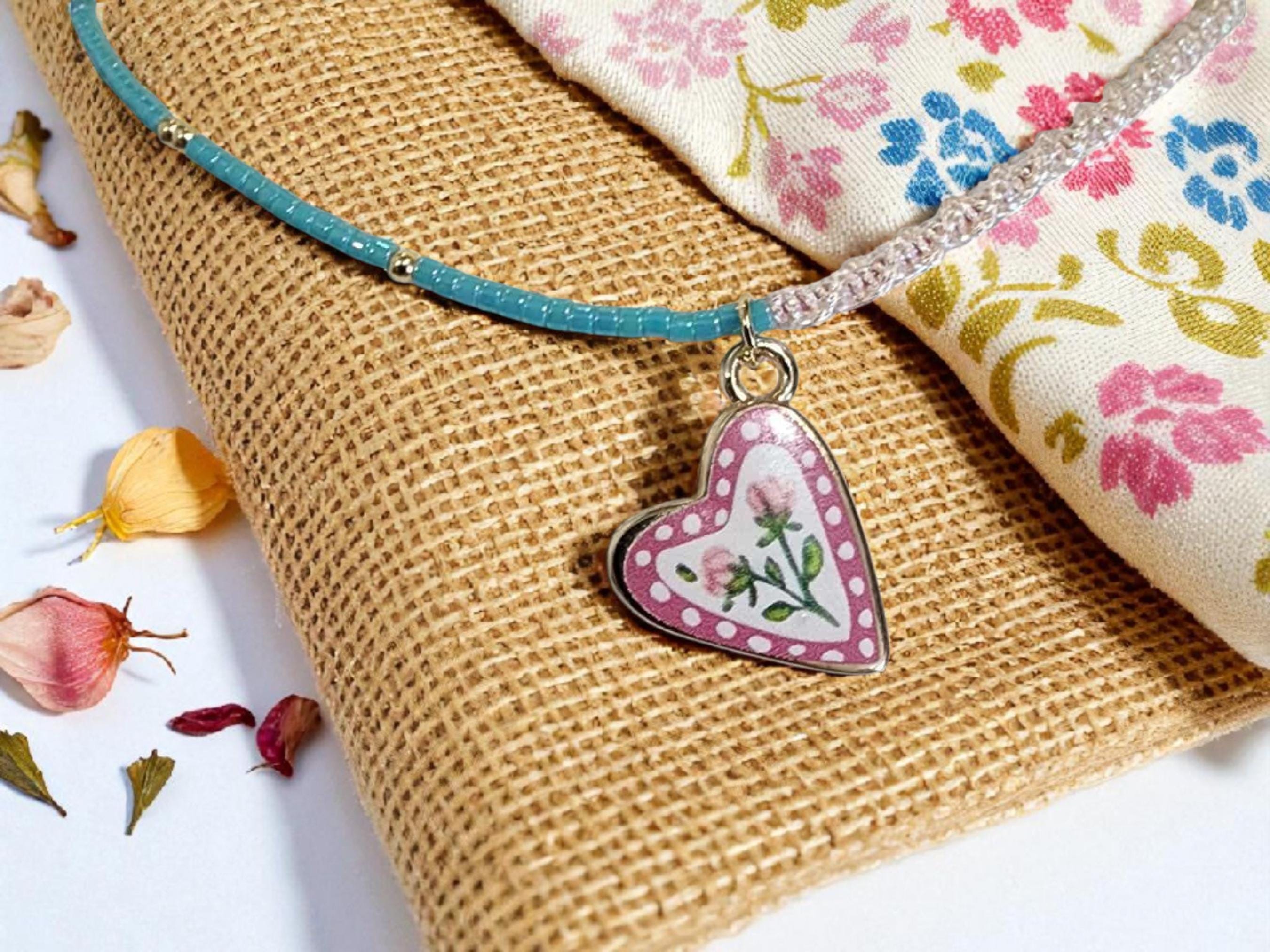 Boho Turquoise Macrame Choker, Gold Flower Charm Necklace, Adjustable Beaded Choker, Delicate Handmade Jewellery, Gift for Her