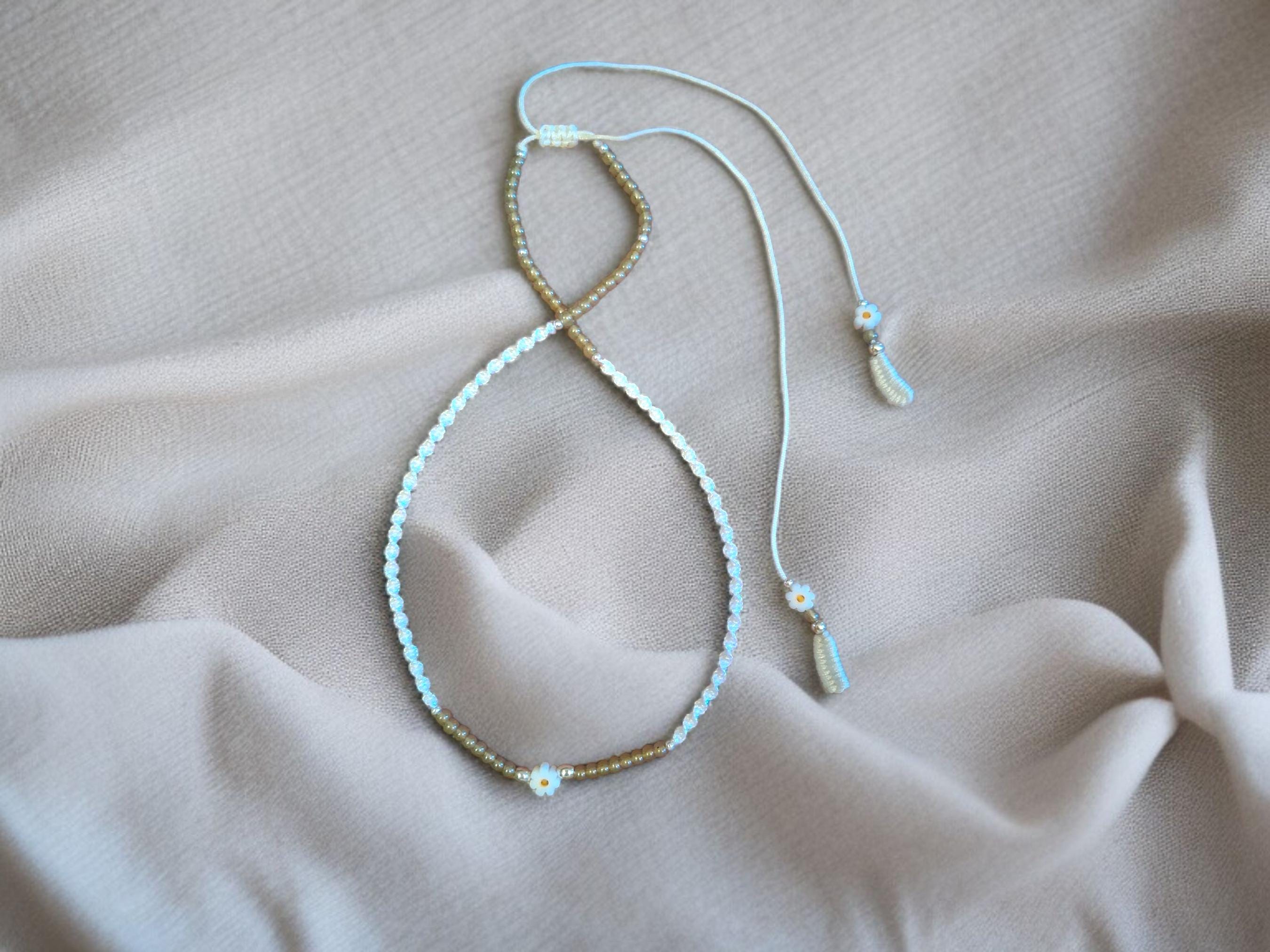 Daisy Beaded Silver Choker